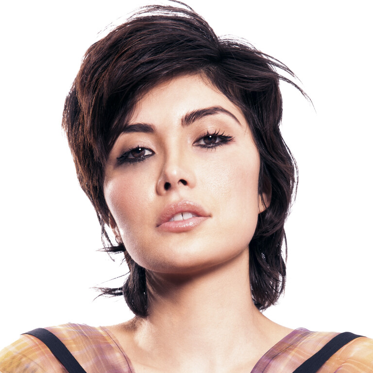 	Daniella Pineda	